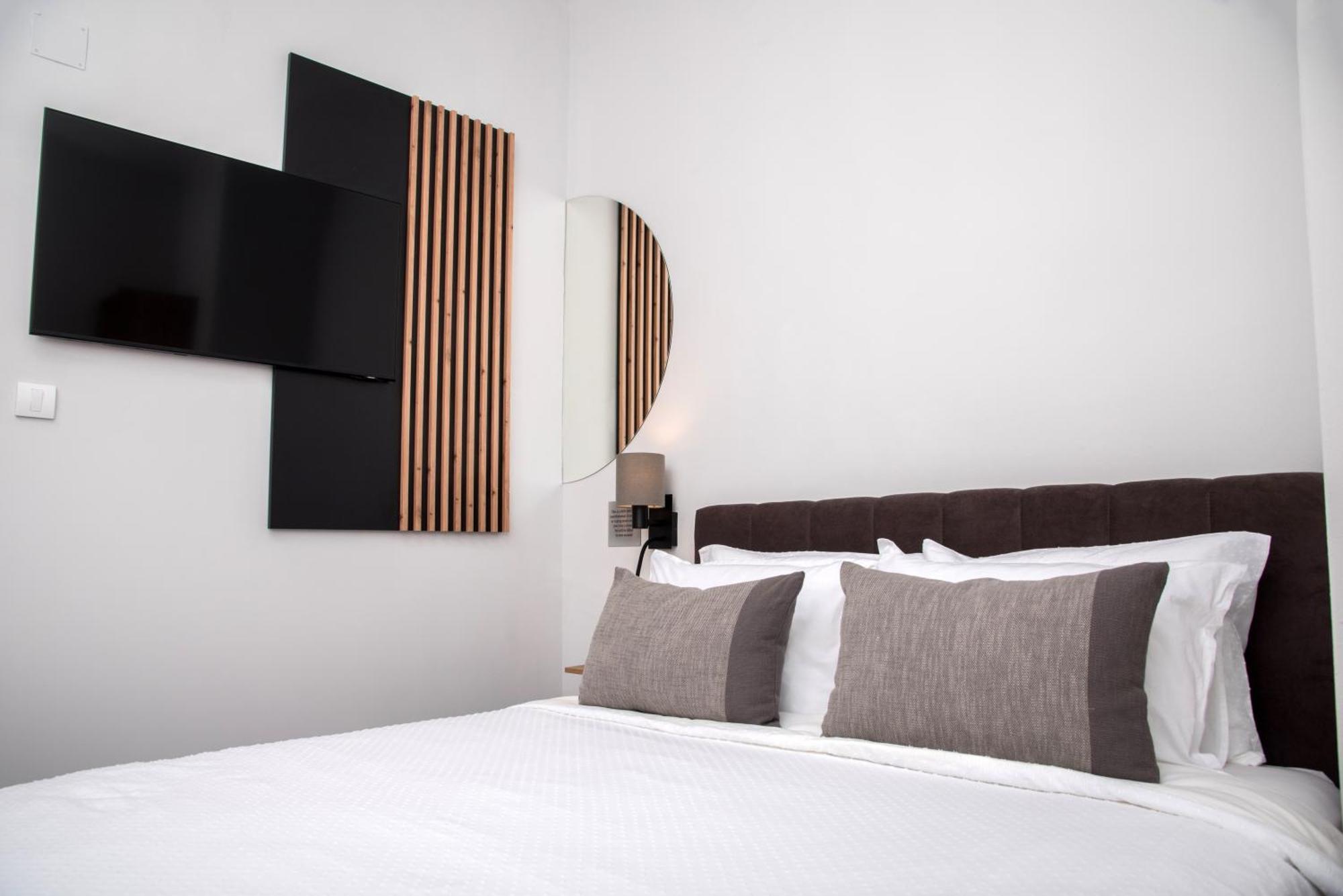 Republic Square Luxury Suites Белград Екстериор снимка