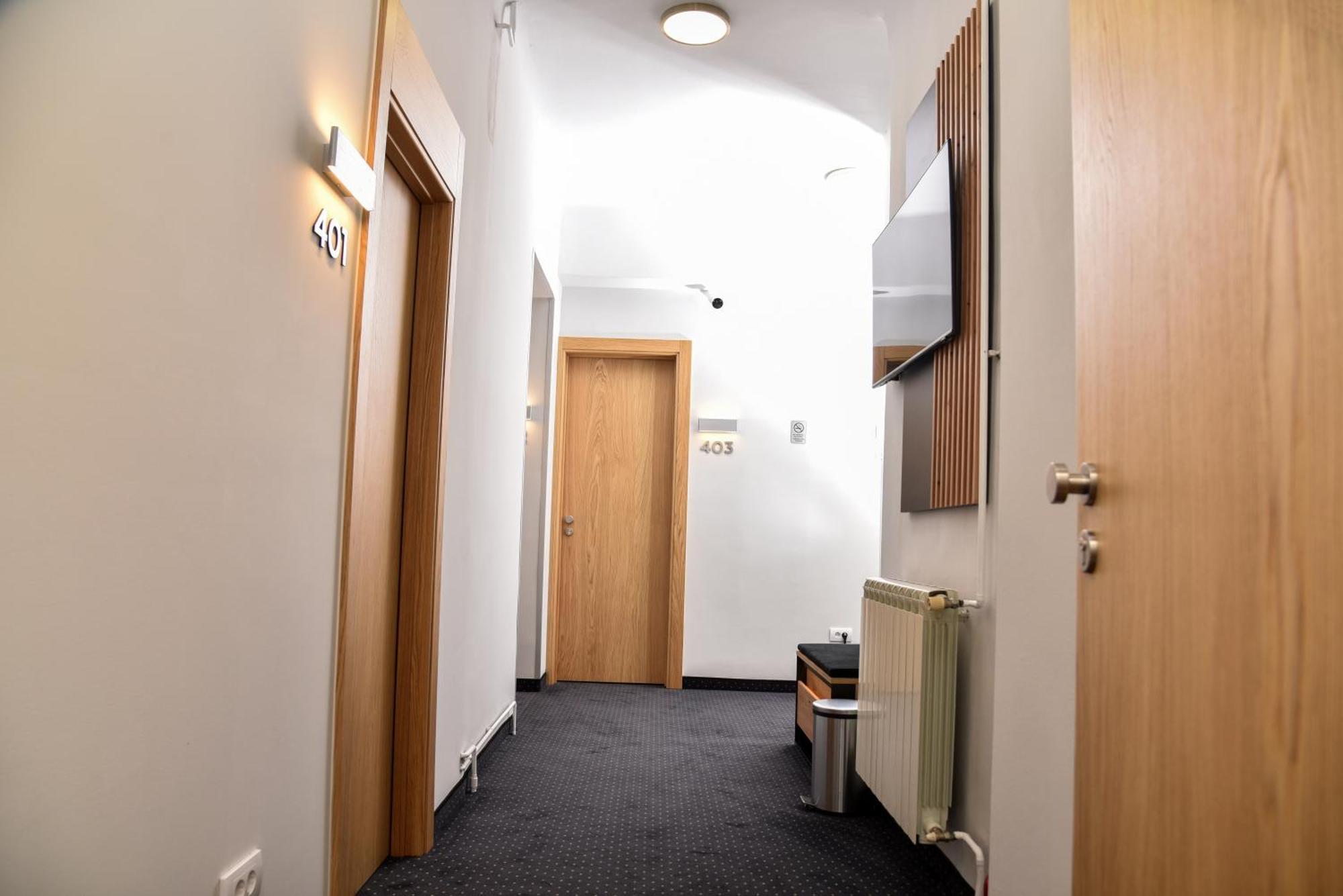 Republic Square Luxury Suites Белград Екстериор снимка