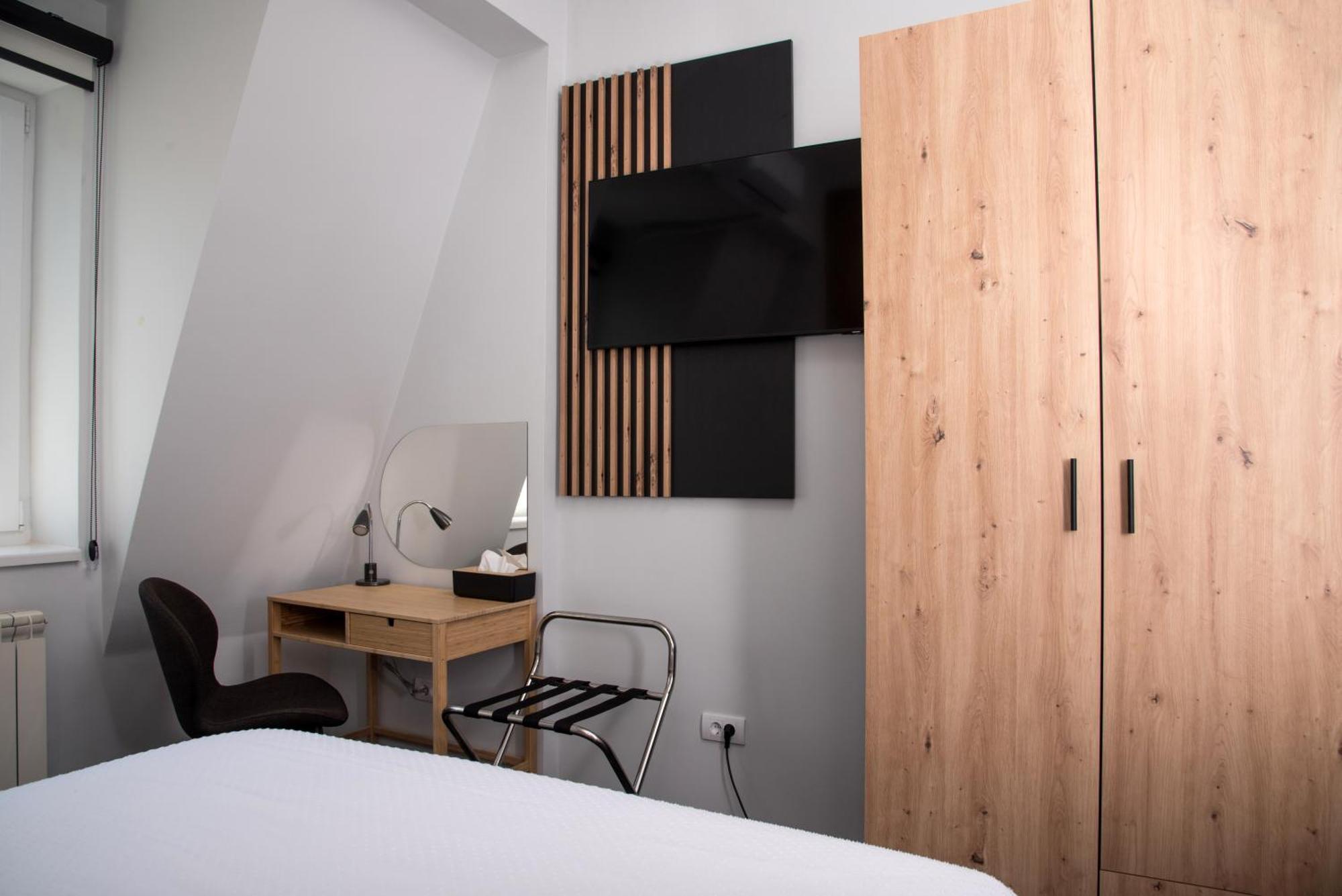 Republic Square Luxury Suites Белград Екстериор снимка