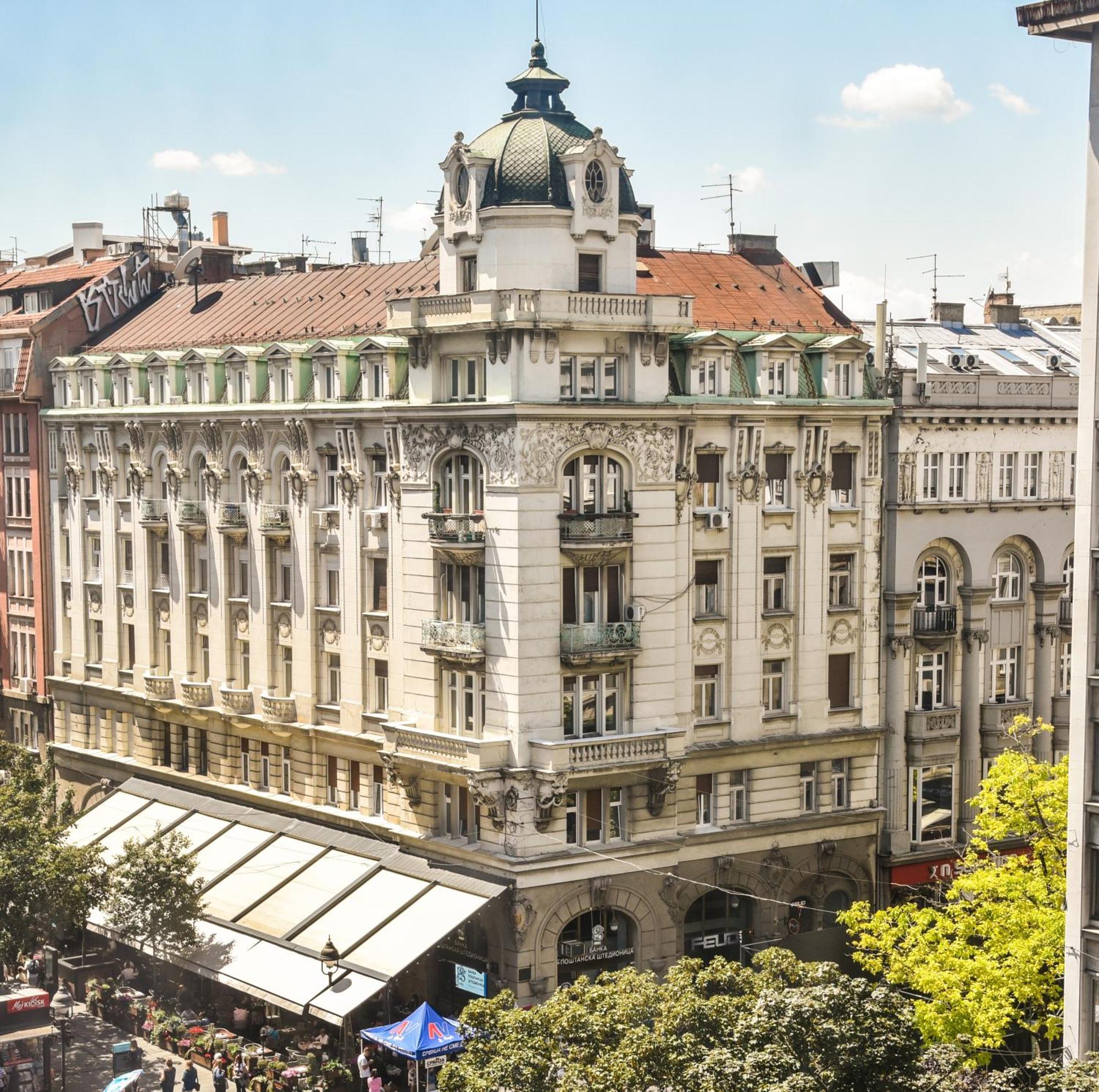 Republic Square Luxury Suites Белград Екстериор снимка